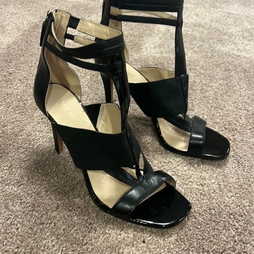 Nine W. size 9 1/2 new without tags